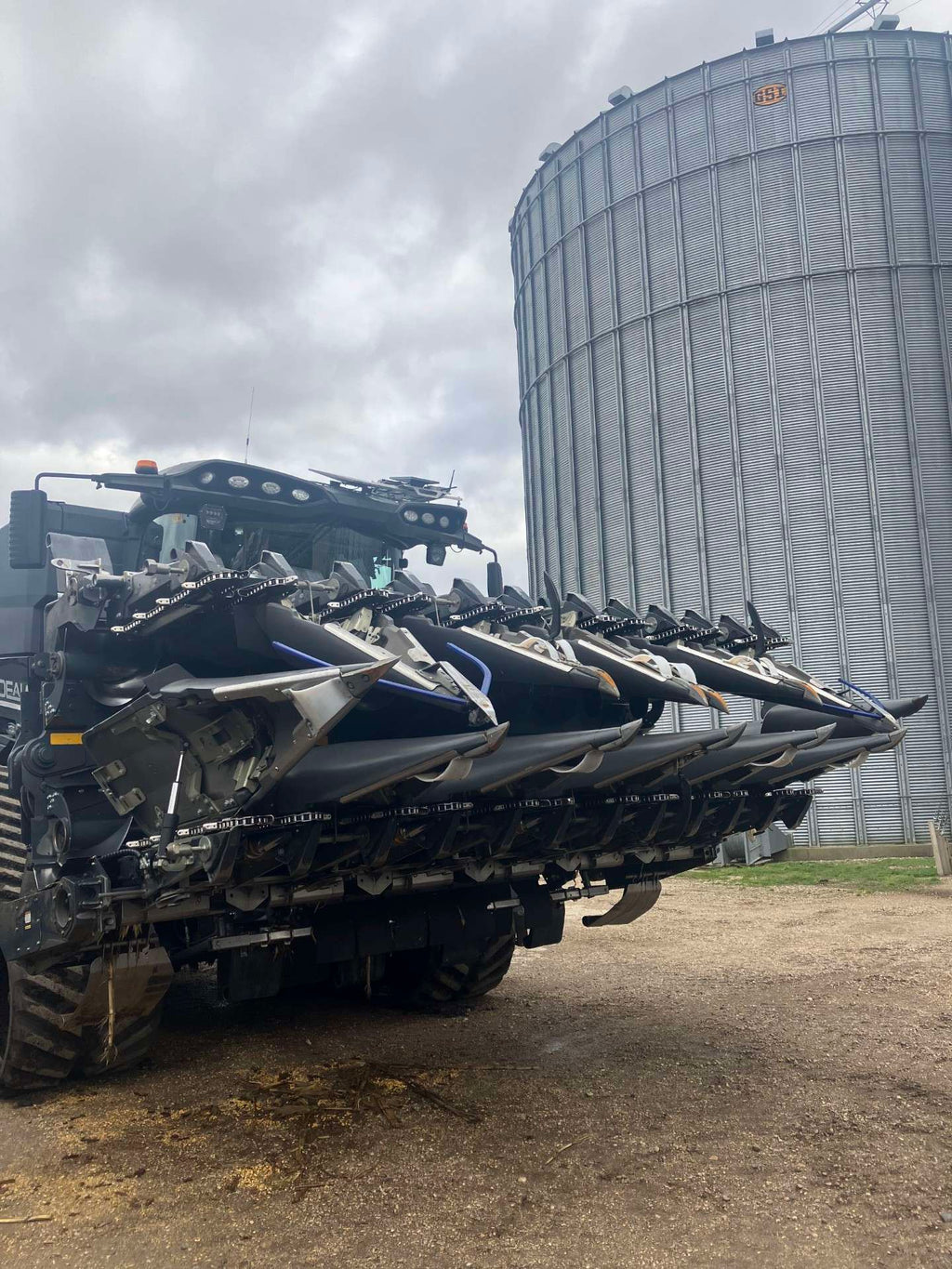 2023 Quasar 12 Row 30" Chopping, Folding